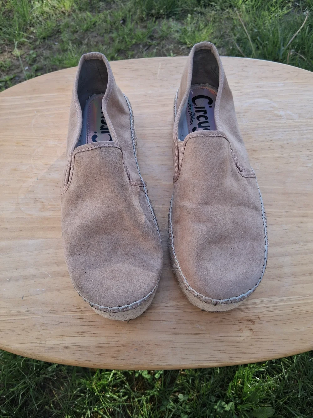 Circus by Sam Edelman Platform Espadrille Slip-Ons Tan Suede Women’s Size 9